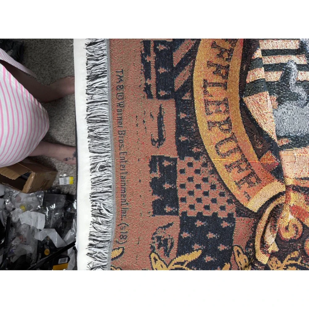 Harry Potter Hufflepuff House Crest WovenTapestry Throw Blanket WarnerBros 46x60